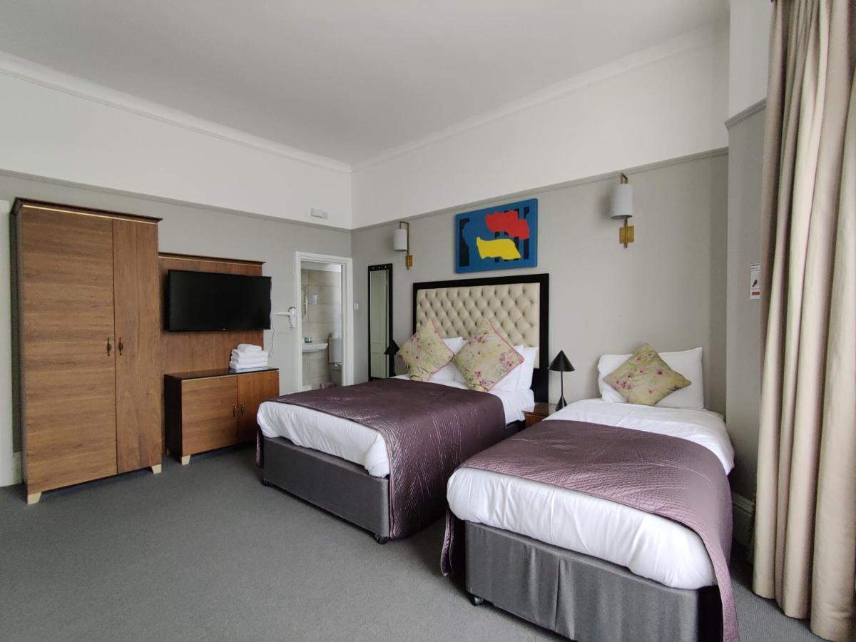 Blue Bells Hotel Лондон Экстерьер фото