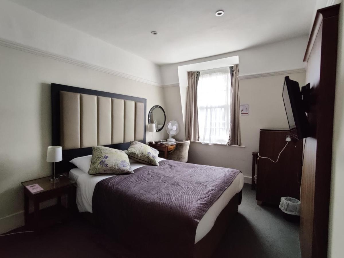 Blue Bells Hotel Лондон Экстерьер фото