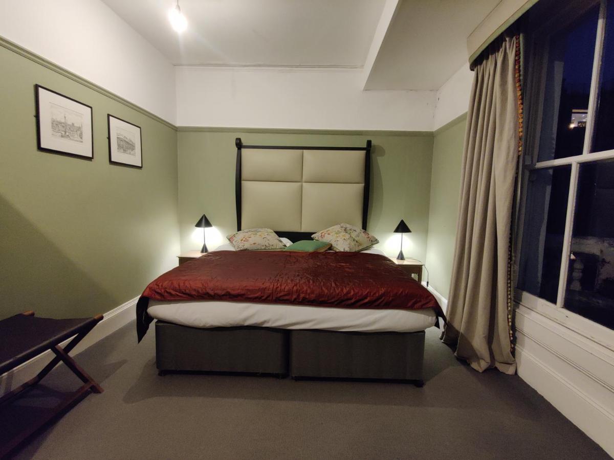 Blue Bells Hotel Лондон Экстерьер фото