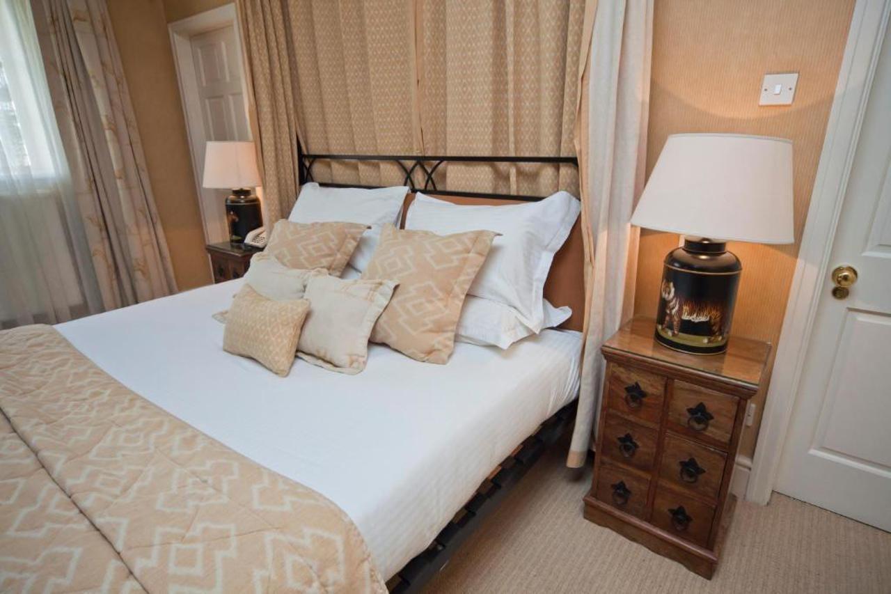Blue Bells Hotel Лондон Экстерьер фото
